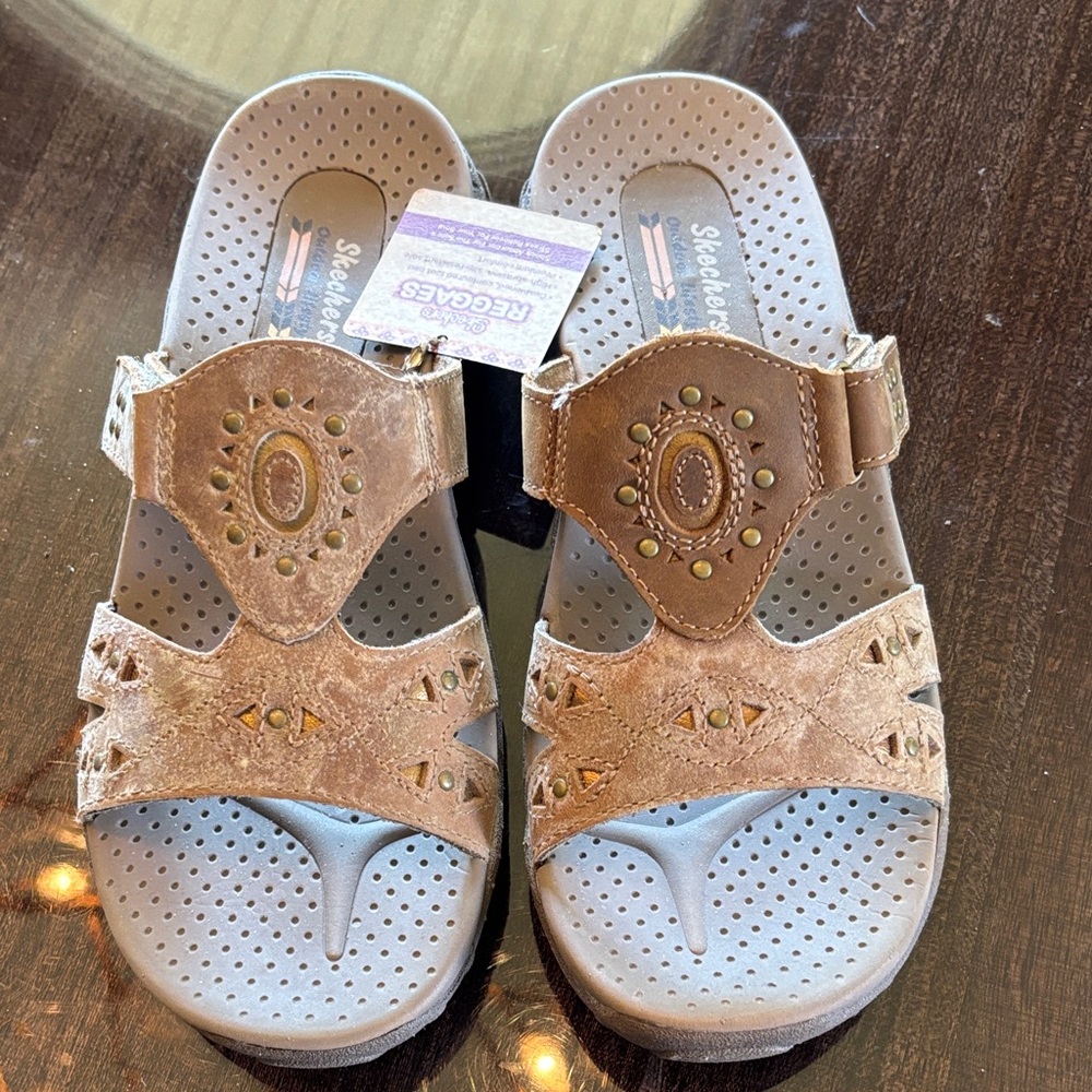 Skechers Tan and Gray Slide Sandals